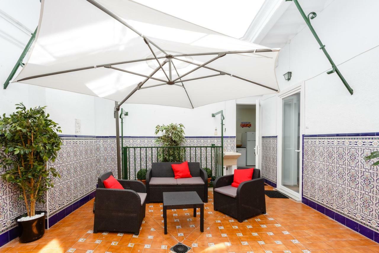 Апартаменты Casa Patio Del Mentidero Кадис Экстерьер фото